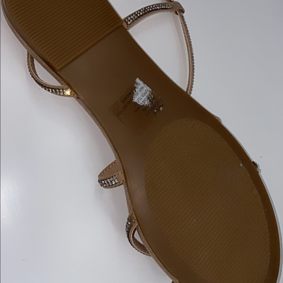 Sandals - Picture 2 of 4